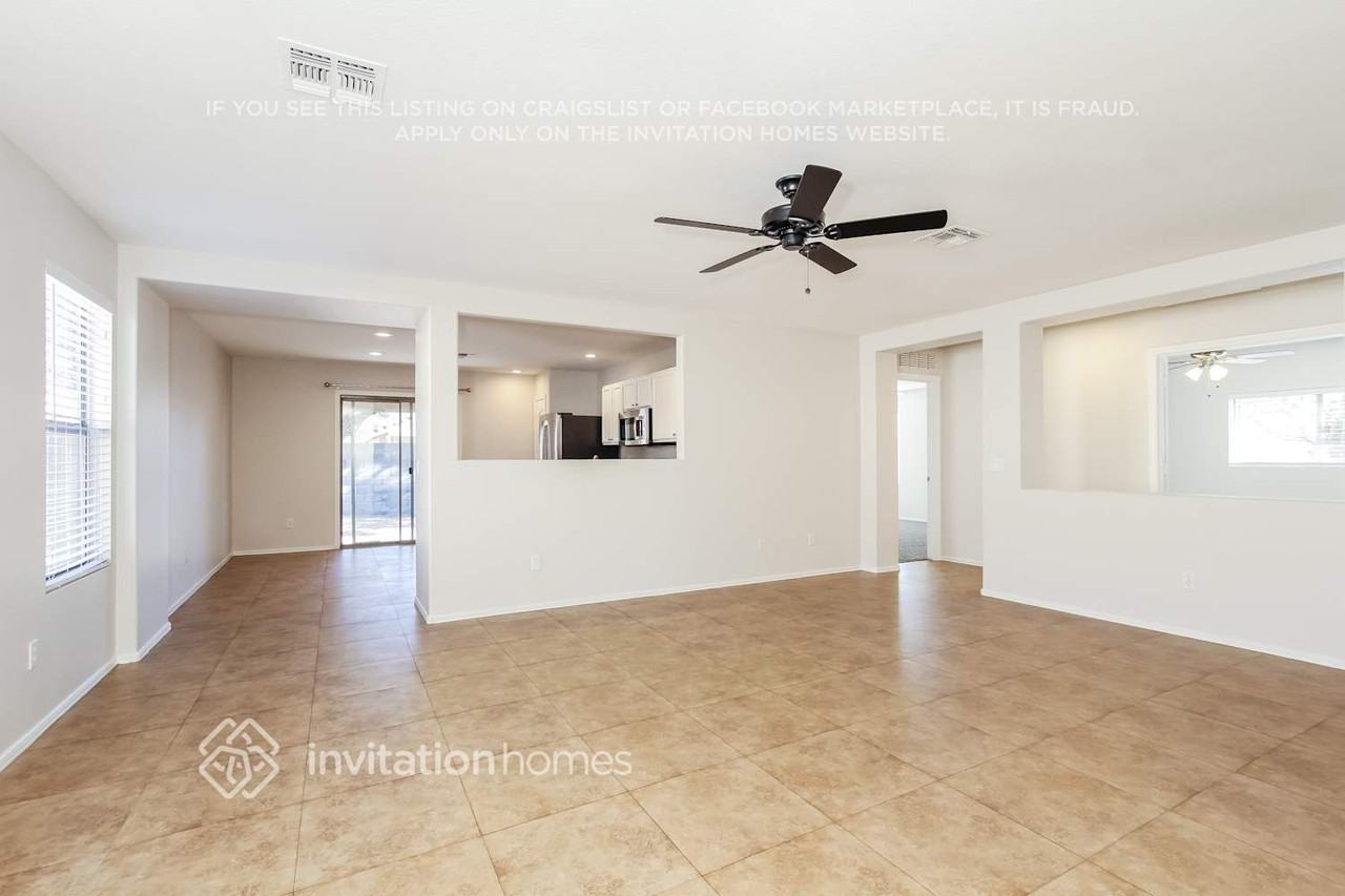 3047 W Casino Ave - Photo 3 of 16