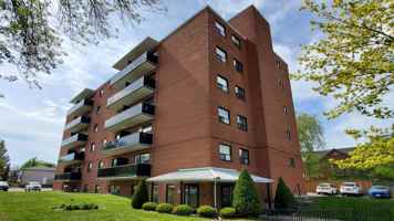 featured image of 55 Trayborn Dr