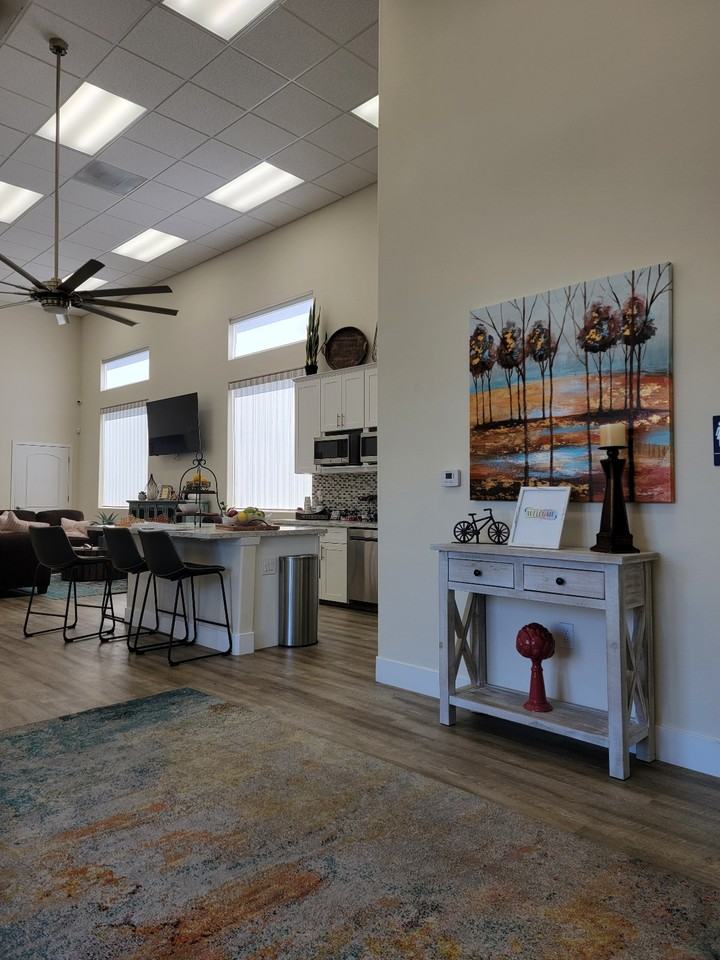 Sunburst - Photo 4 of 31