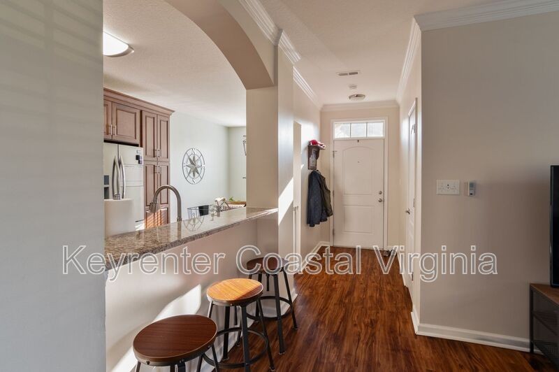 1403 Rivers Arch - Photo 3 of 19