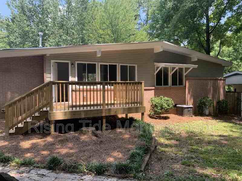 660 Hagood St - Photo 2 of 27