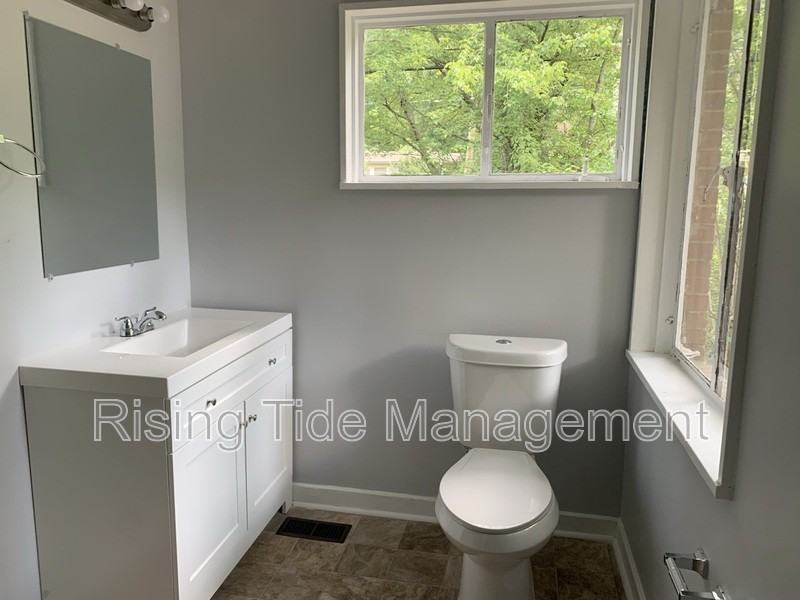 660 Hagood St - Photo 6 of 27