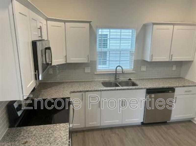 3402 Littlefield Way - Photo 2 of 15