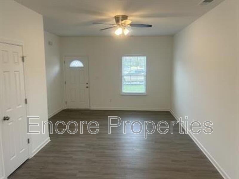 3402 Littlefield Way - Photo 5 of 15