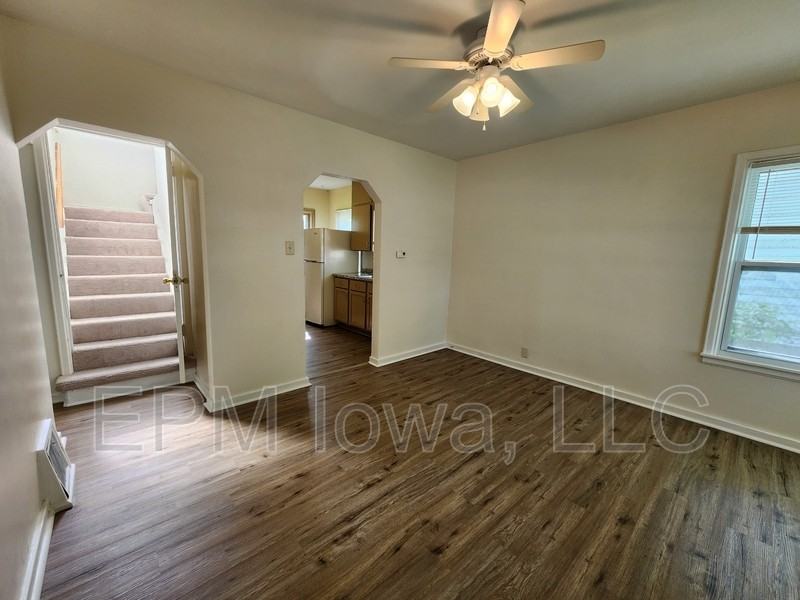 615 Kirkwood Ave - Photo 6 of 14