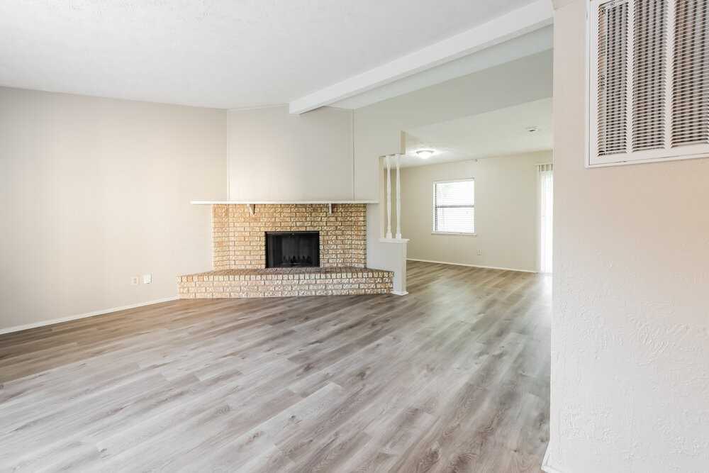 17319 Northern Star Dr - Photo 4 of 16
