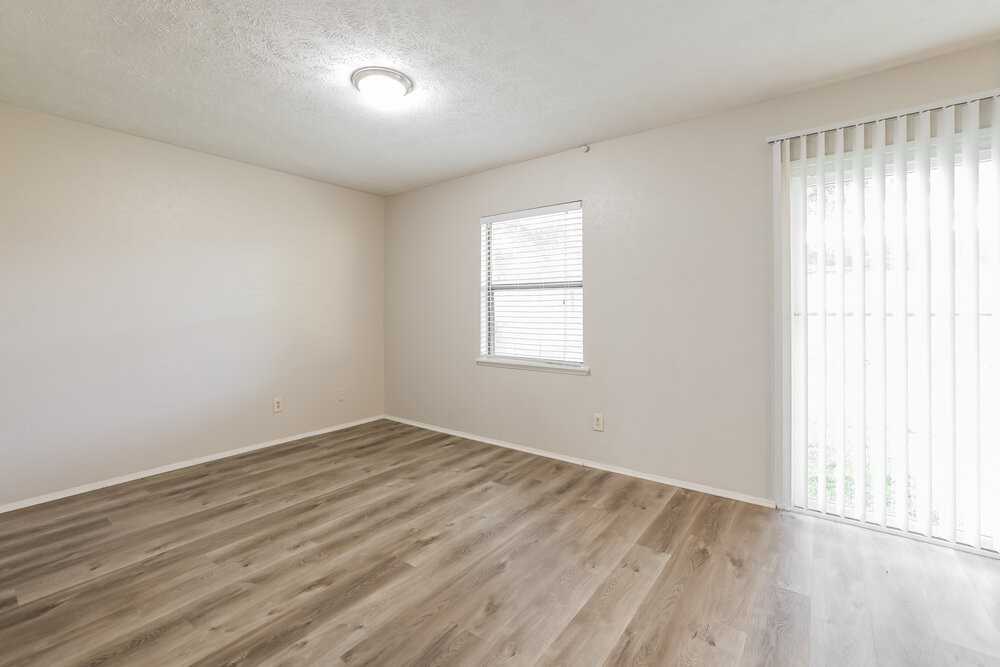 17319 Northern Star Dr - Photo 5 of 16
