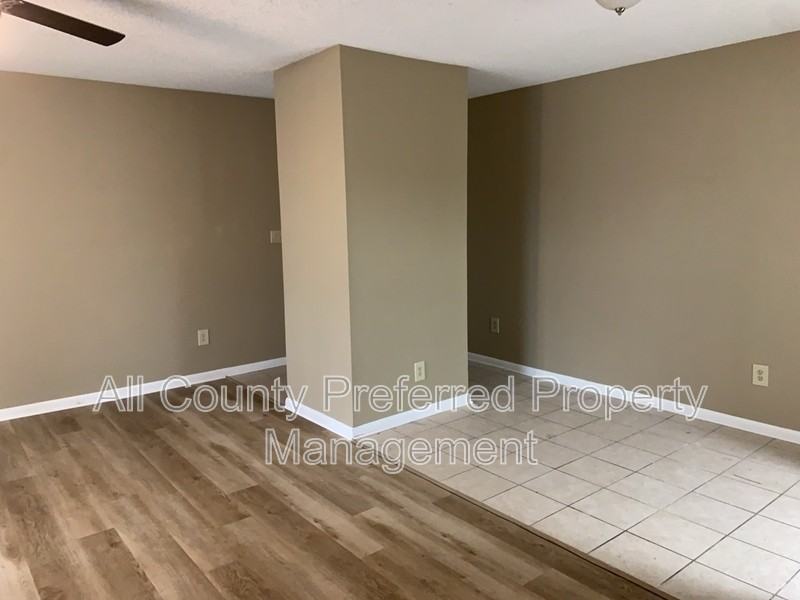 3515 Sable Palm Ln #M - Photo 3 of 14