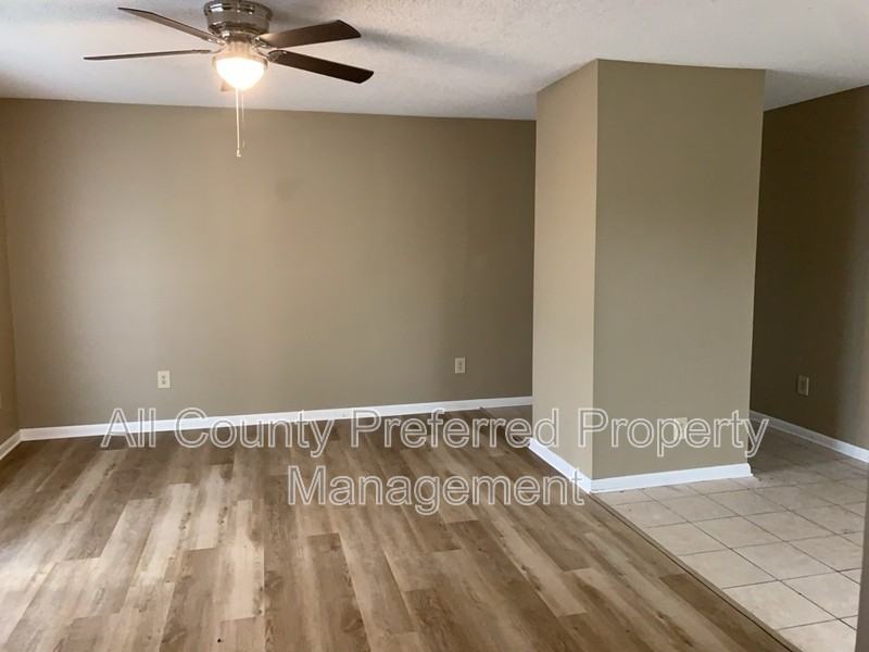3515 Sable Palm Ln #M - Photo 4 of 14