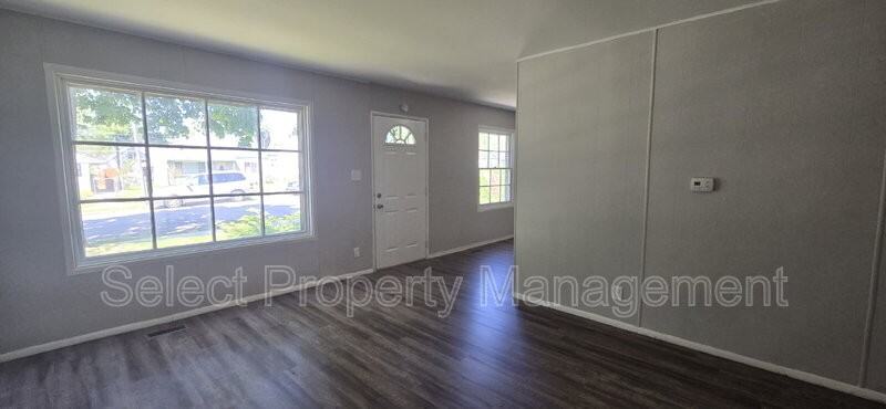 4911 Hoagland Ave - Photo 2 of 19