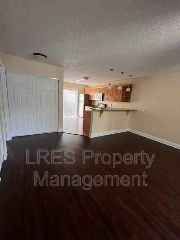 3651 N Goldenrod Rd #F109 - Photo 4 of 25