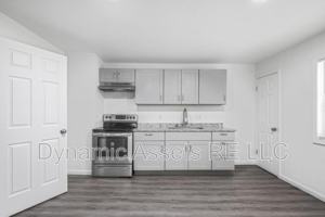 featured image of 208 E Park St #A