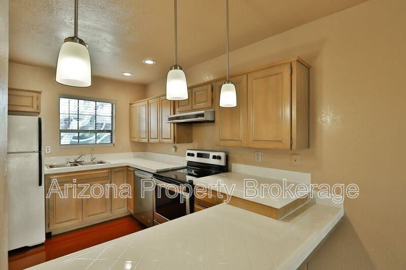 373 E Coronado Rd #3 - Photo 3 of 17