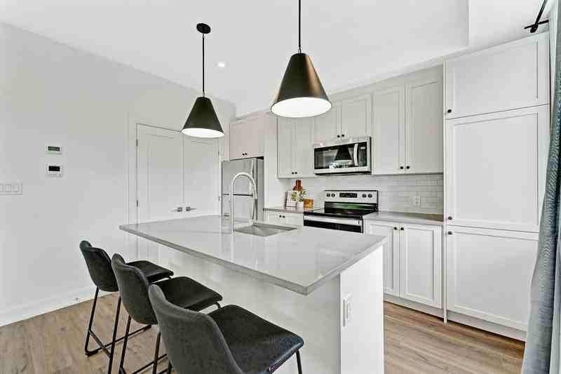 155 Sanford Ave #C - Photo 3 of 23