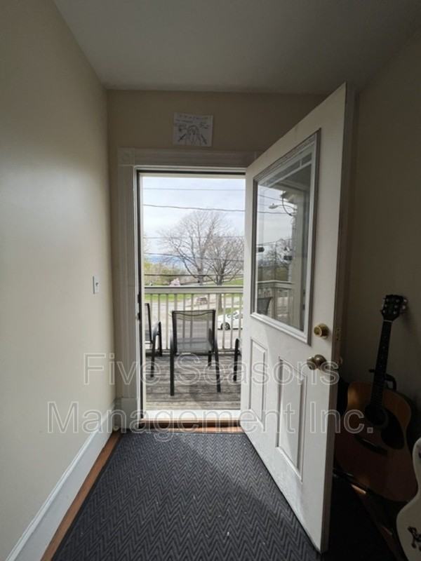 8 Park St #b - Photo 7 of 31