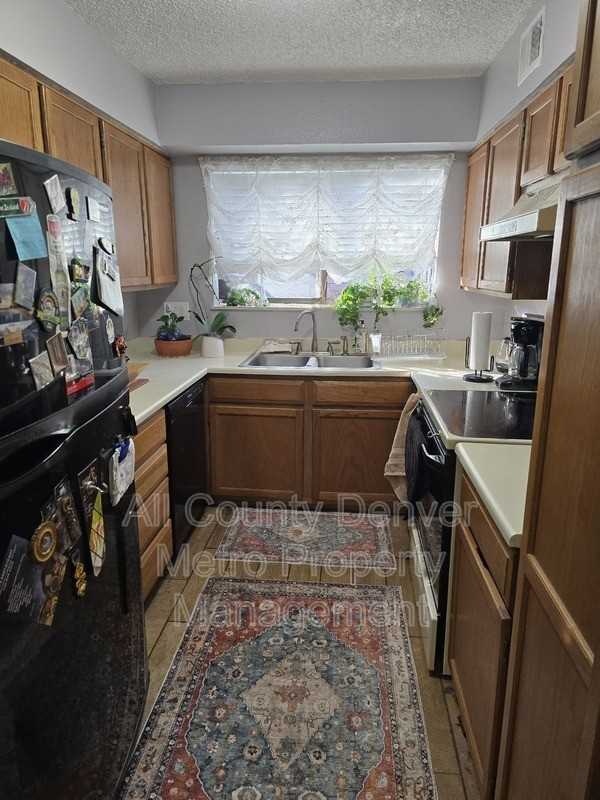 447 Wright St #118 - Photo 5 of 16