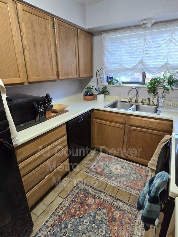 447 Wright St #118 - Photo 7 of 16