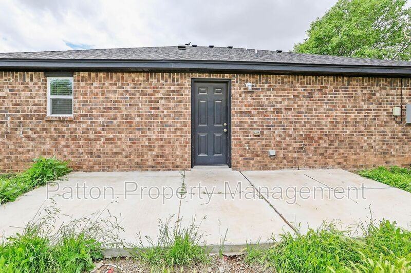 619 S Hill St - Photo 3 of 17