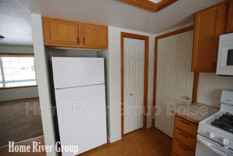 6521 W Parapet Dr - Photo 3 of 17