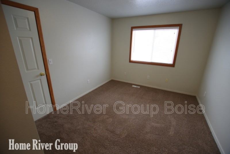 6521 W Parapet Dr - Photo 7 of 17