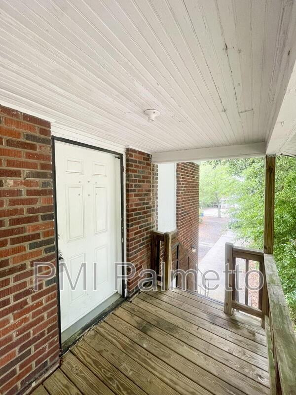 1717 Burnham St - Photo 5 of 16