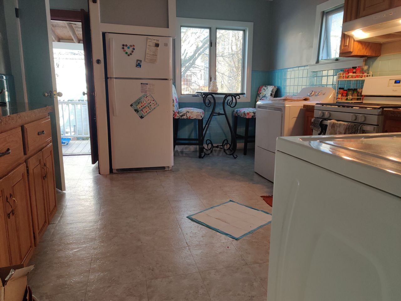 73 Simpson Ave #2 - Photo 2 of 10