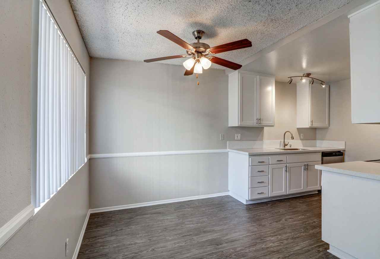 Tuscany Villas - Photo 4 of 17