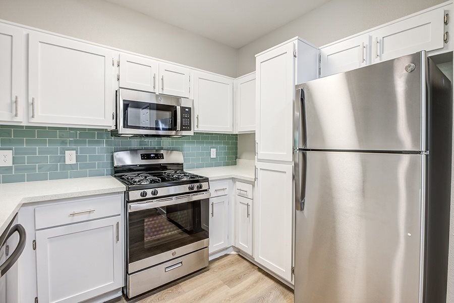 Hidden Valley - Photo 3 of 26