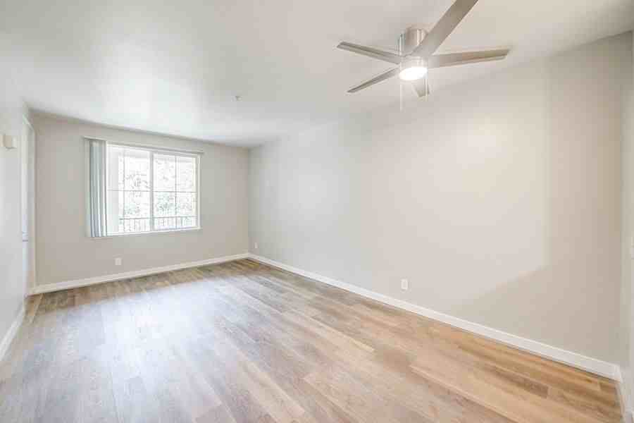 Hidden Valley - Photo 5 of 26