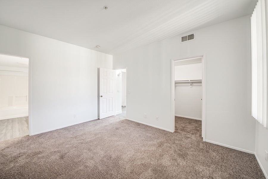 Hidden Valley - Photo 7 of 26