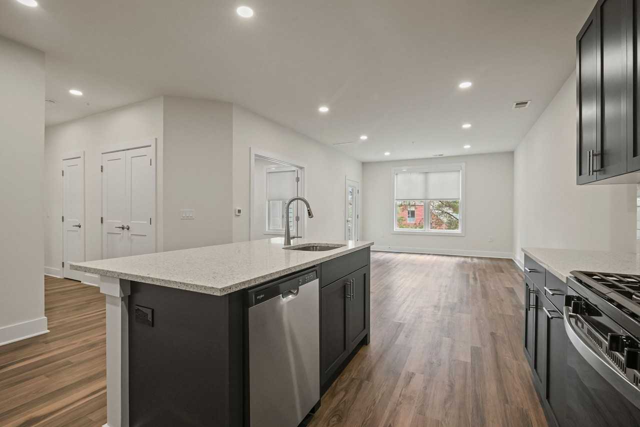 The Somerset at Montgomery - Photo 4 of 6