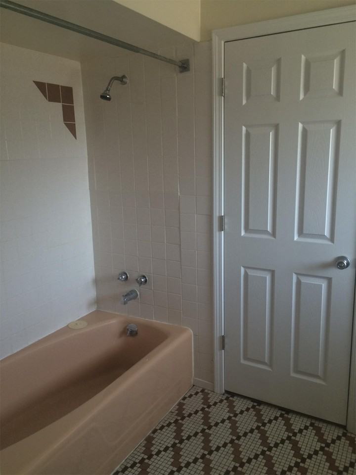 325 Oak Ridge LLC - Photo 5 of 9