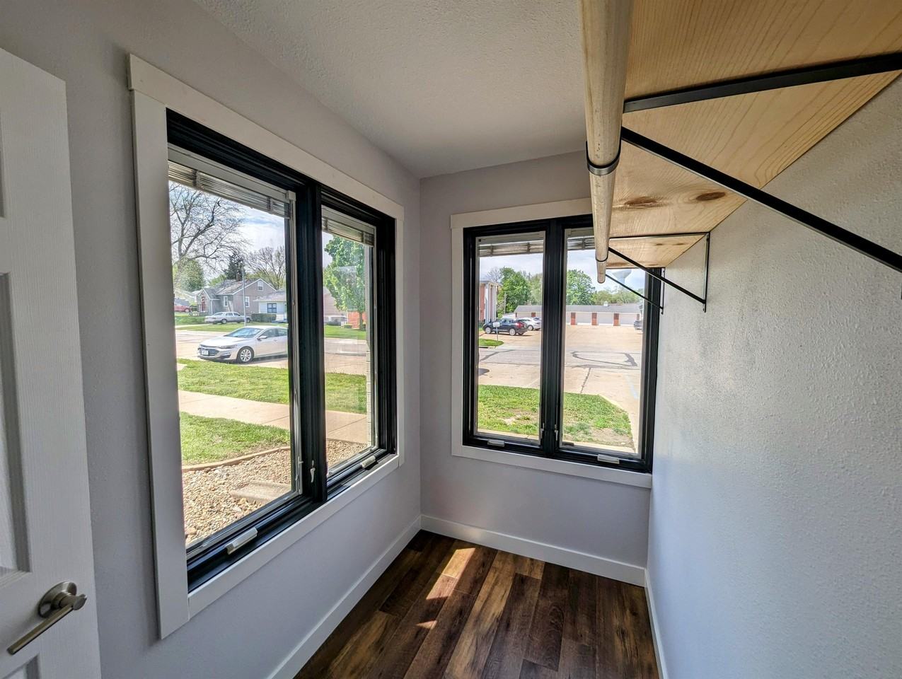 Mid North Flats at Jefferson - Photo 5 of 35