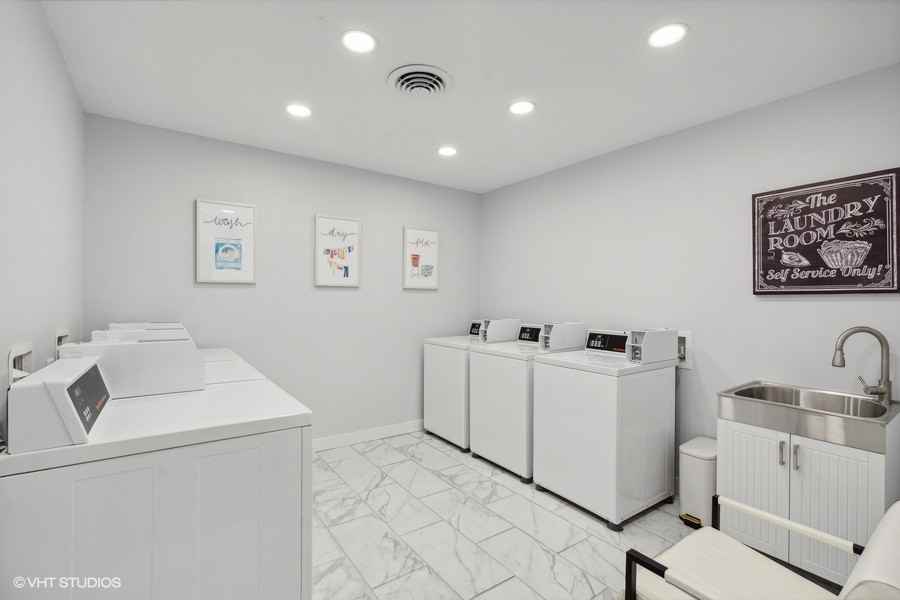 Mid North Flats at Jefferson - Photo 7 of 35