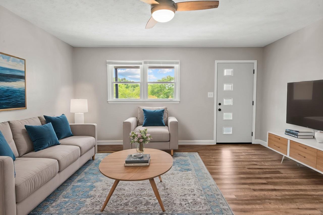 235 Little Street - Photo 3 of 11