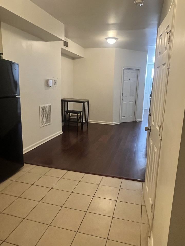 1713 Braddish Avenue - Photo 5 of 13