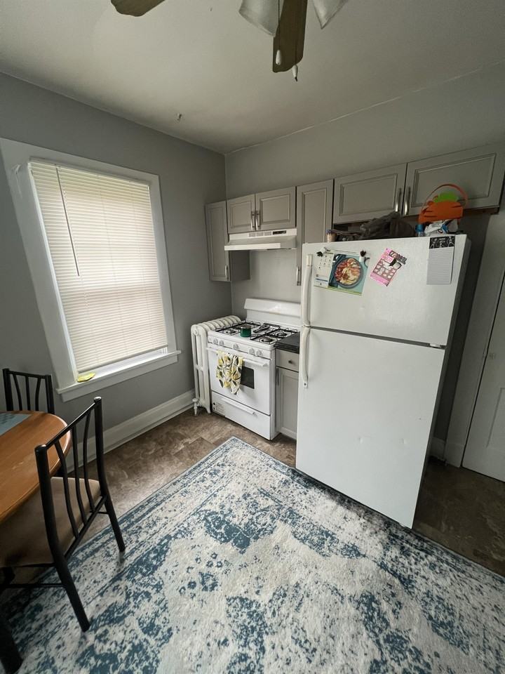 300 Seminary Avenue - Photo 2 of 10