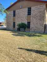 featured image of 600 E Crockett St