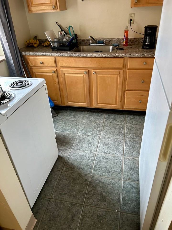 Sutton Place - Photo 7 of 16