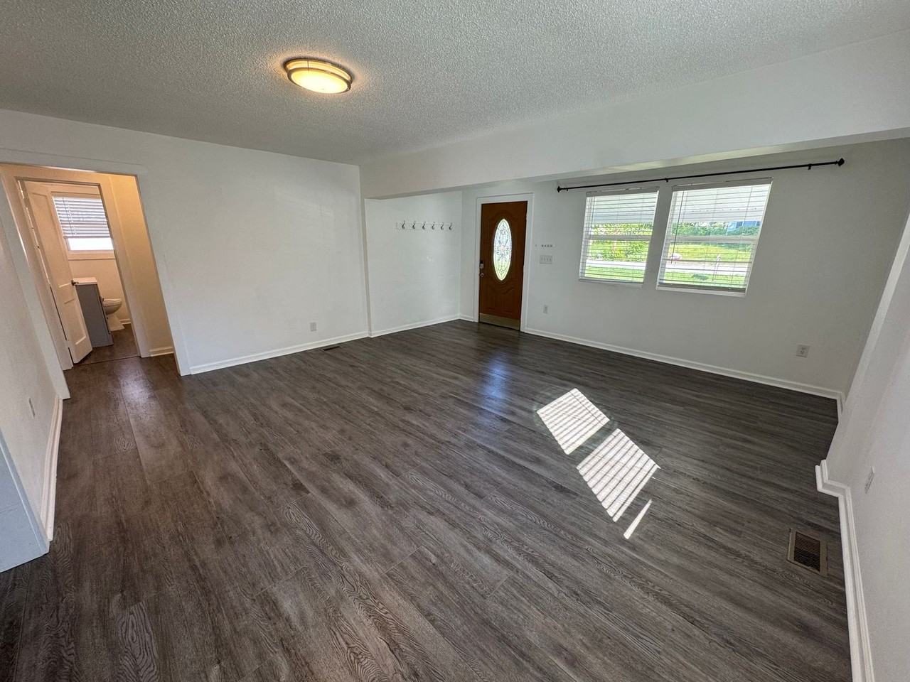 1722 Kettering Rd - Photo 3 of 21