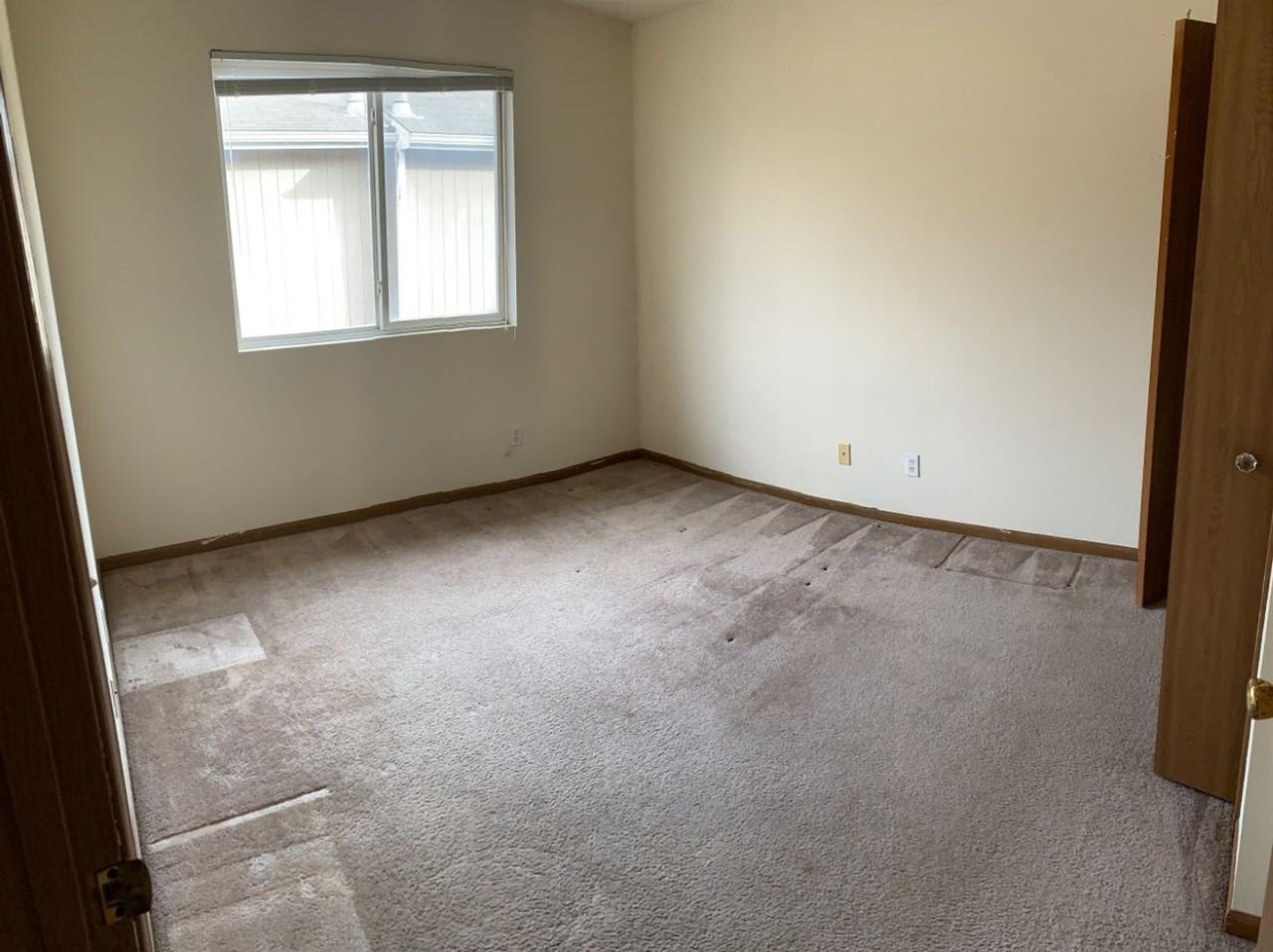 California Apartments - Photo 3 of 14