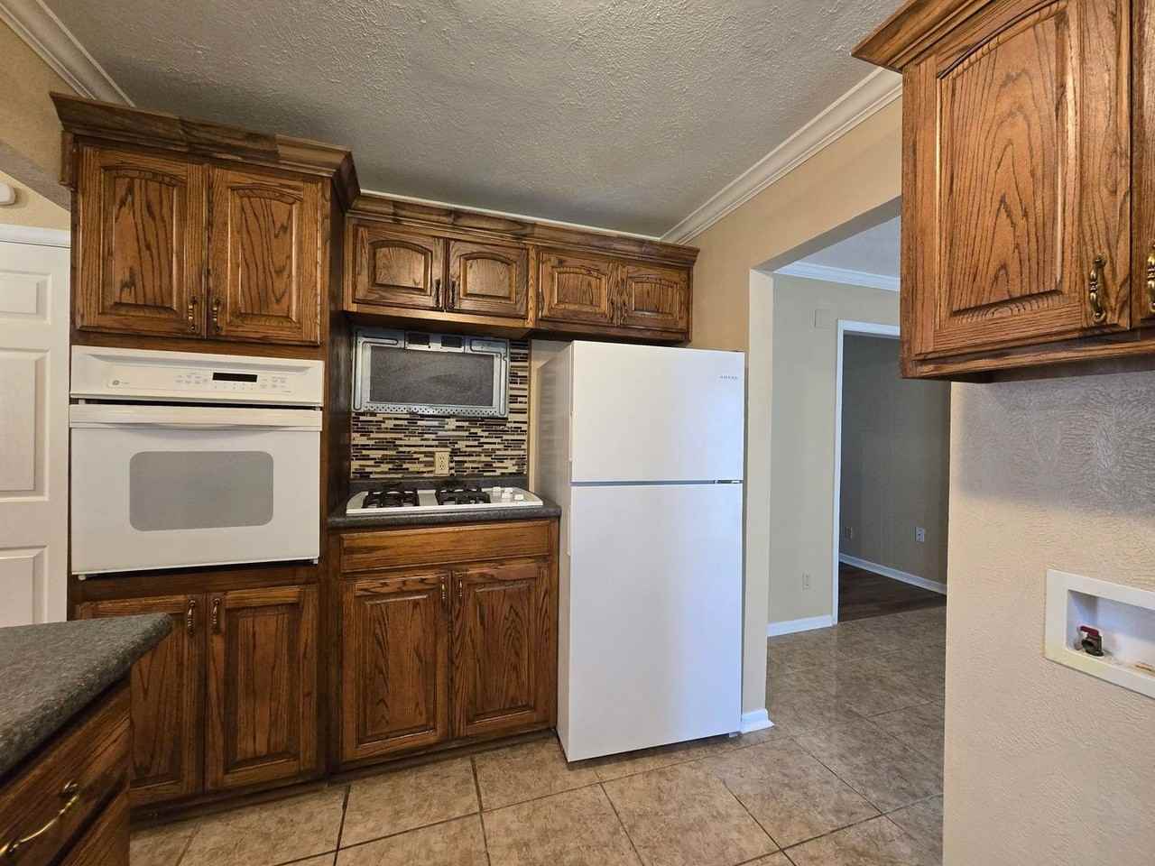 3309 Lake Charles Ave - Photo 5 of 28
