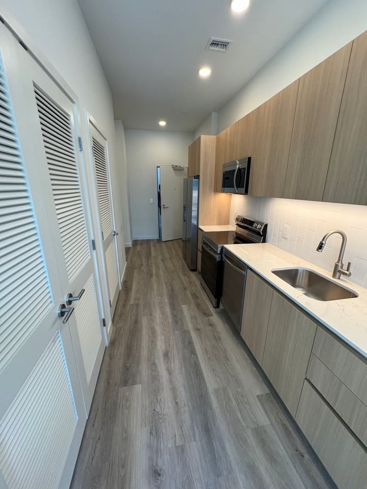 79 Northwest 31st Street #A1 - Photo 2 of 16