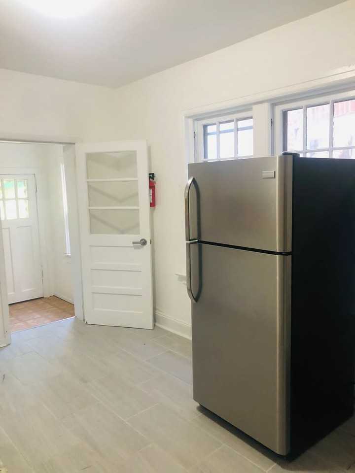 160 Barnt Ave - Photo 2 of 25