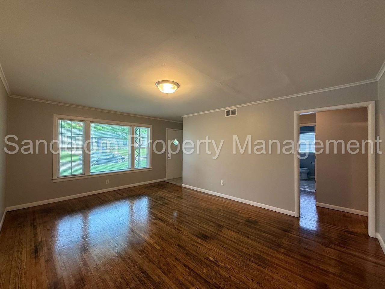 3810 S Indianapolis Ave - Photo 6 of 21