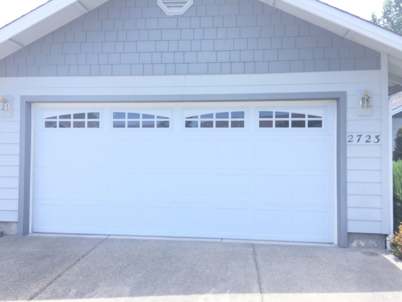2723 Esther Ln - Photo 3 of 12