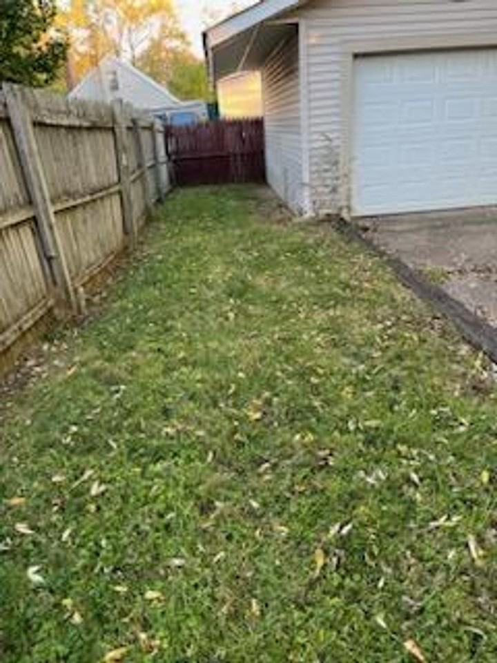 2337 20th St Ne - Photo 3 of 9