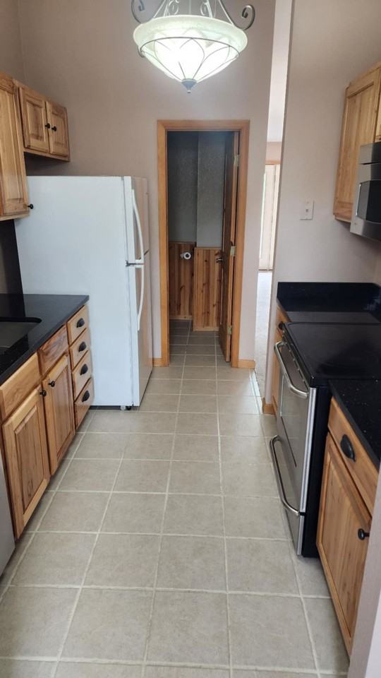 2320 3rd St Nw - Photo 3 of 16