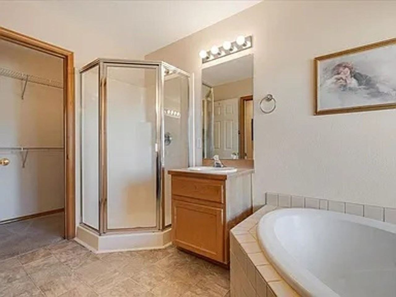 1140 Golden Pheasant Dr - Photo 5 of 15