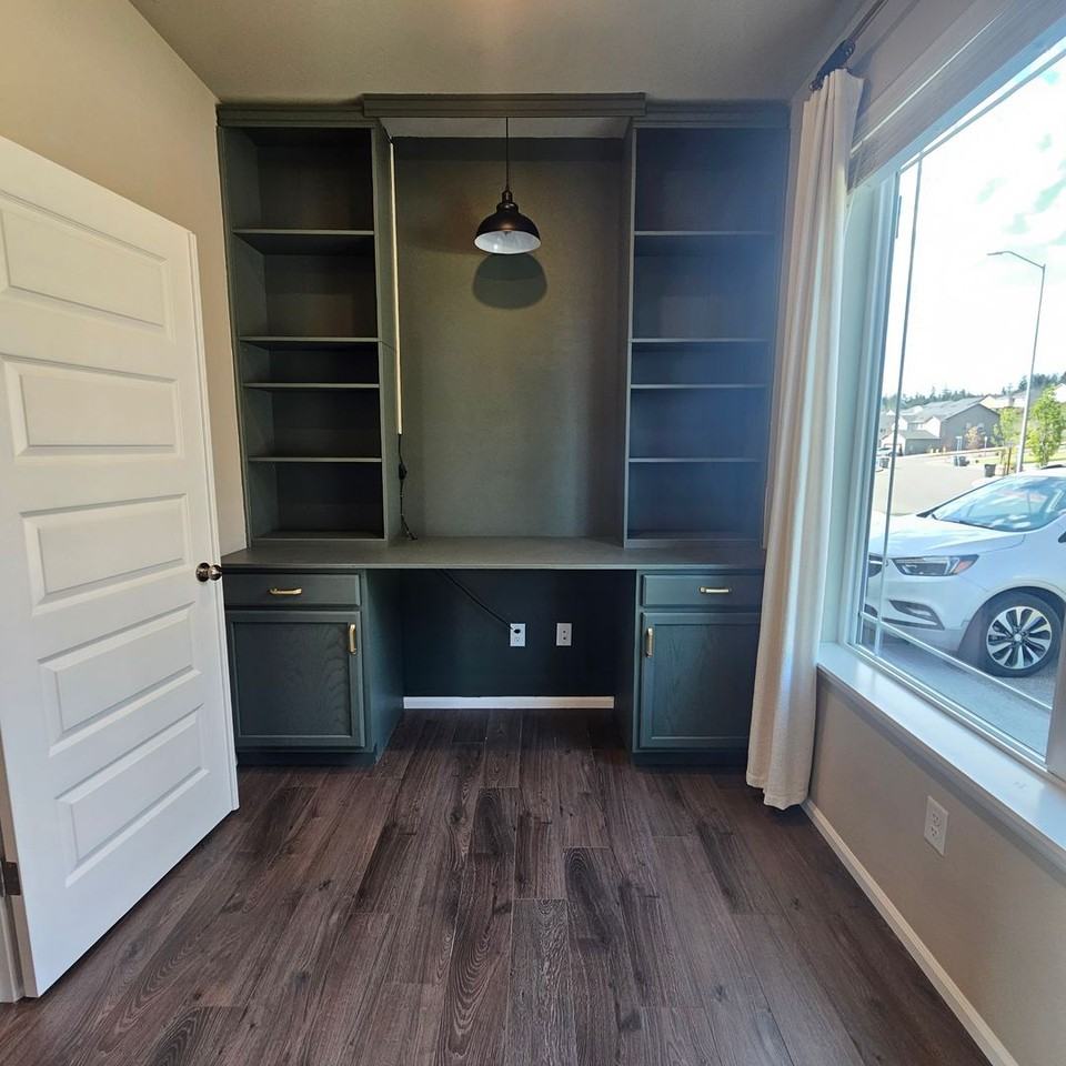 1028 Baker Heights Loop - Photo 4 of 35